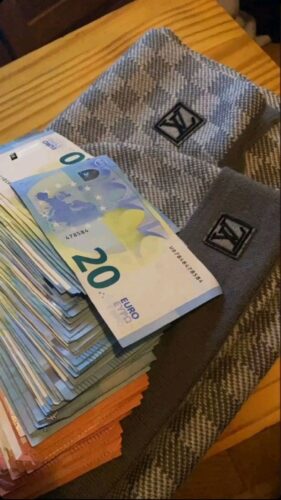 20 EURO photo review