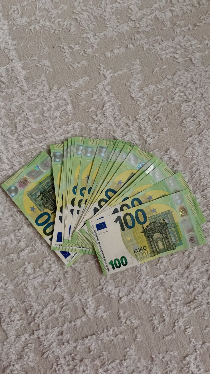 100 euro