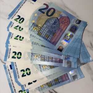 20 EURO BILLS