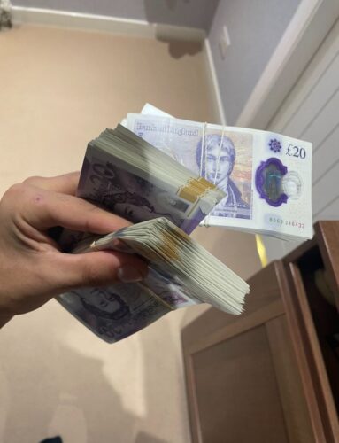 20 uk pound photo review