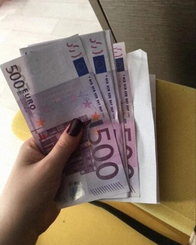 500 EURO photo review