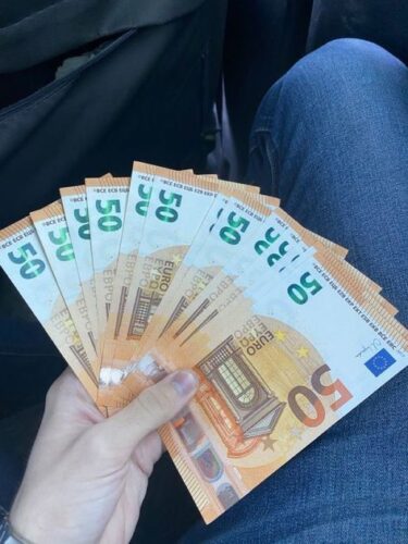 50 EURO photo review