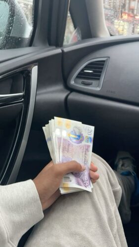 20 uk pound photo review