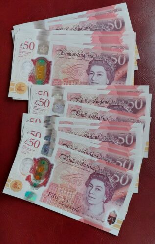 50 UK POUNDS photo review